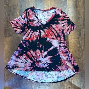 LuLaRoe Tie-Dye Short Sleeve Tee - Red and Black
